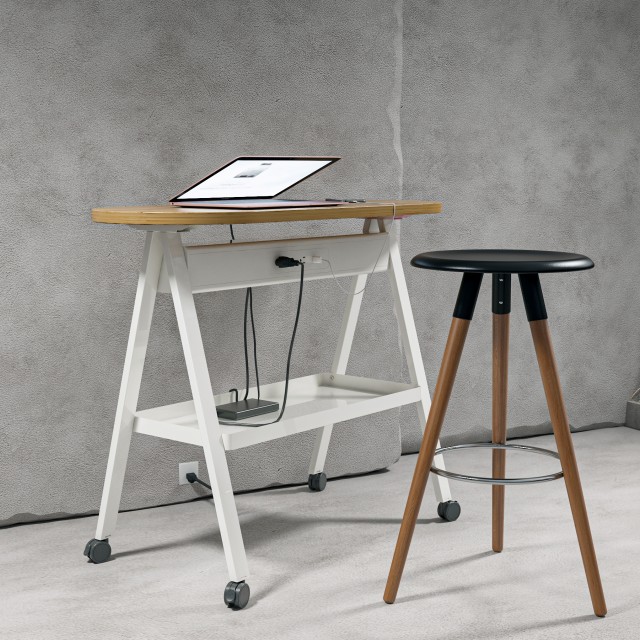 New Multifunctional Mobile Charging Table Base PS15